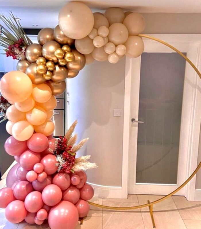 Simple Arch with Pampas Decor